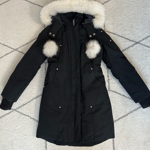 Moose Knuckles Women’s Stirling Parka - Picture 2 of 6